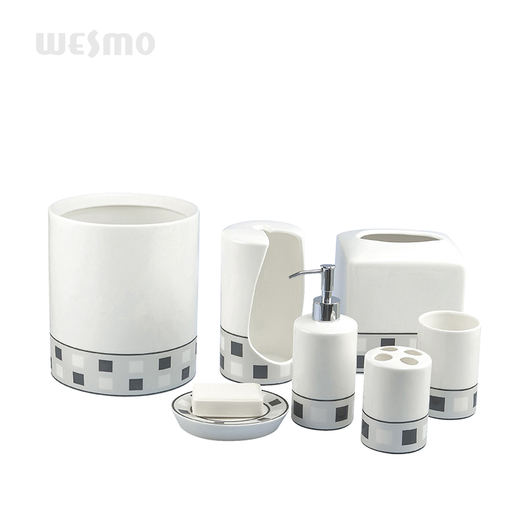Factory Price Classical Elegant White Ceramic Accessories Bathroom Accessories Set